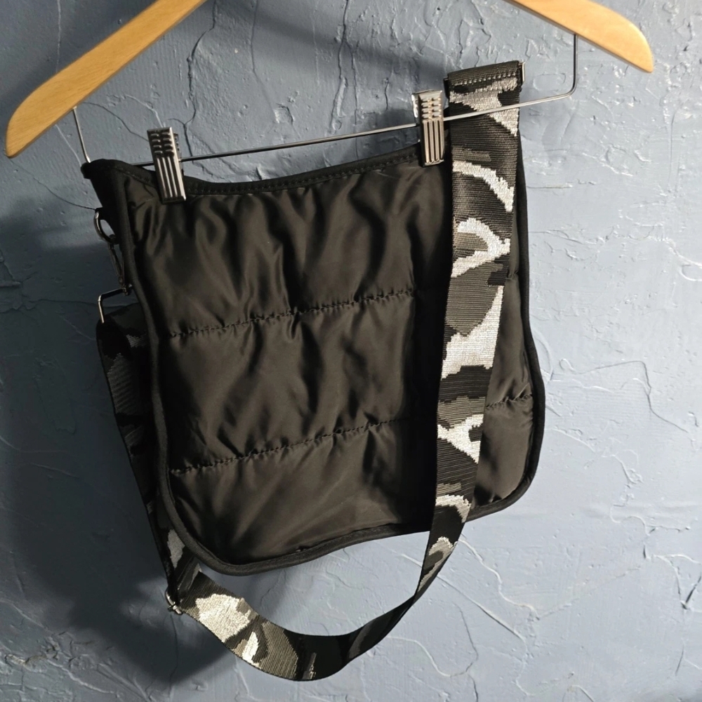 Black Quilted Men's Bag with Camouflage Strap